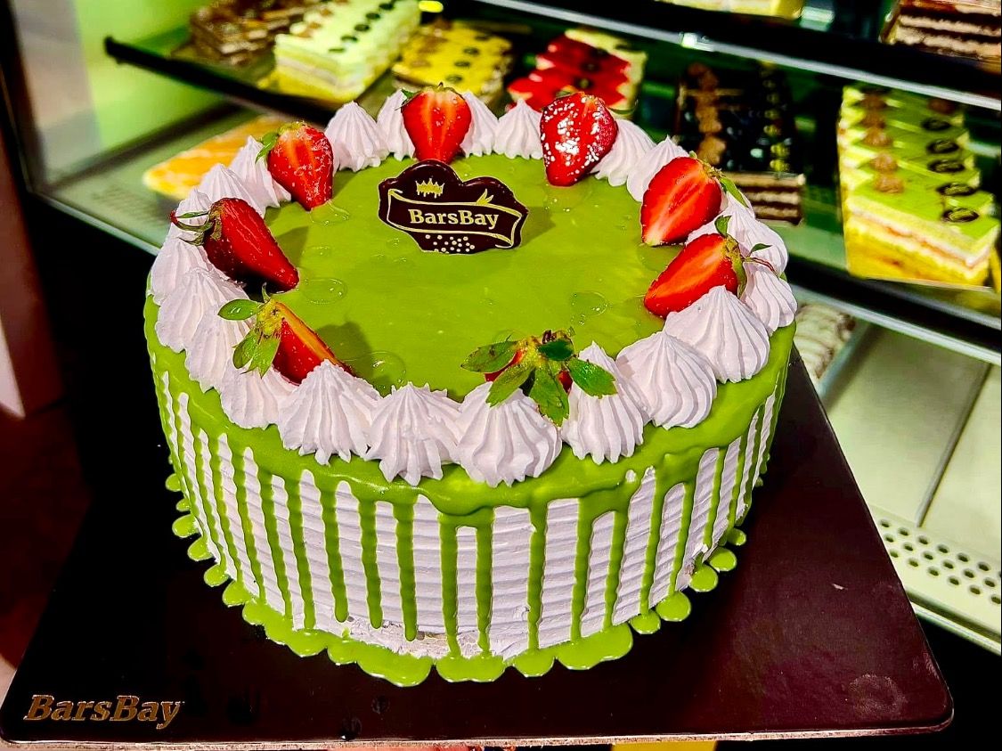Pistachio Cake