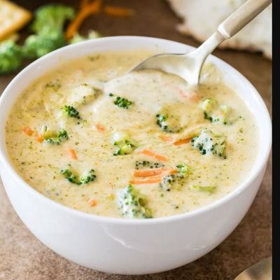 Cheesy Broccoli Soup