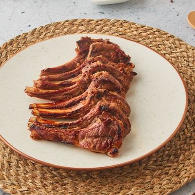 A quarter kilo of lamb ribs.