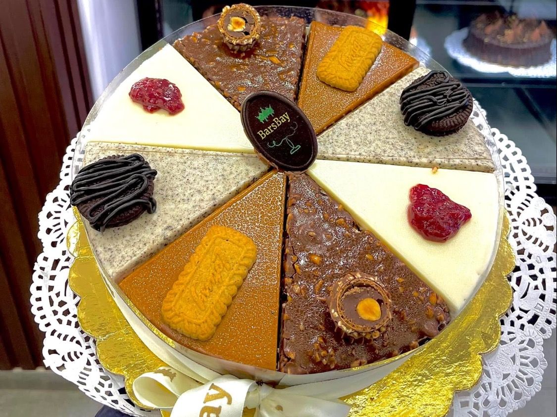 Mousse Cake 8 Pieces