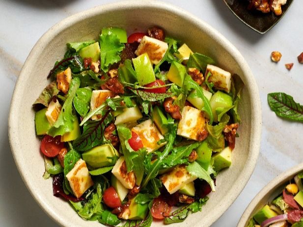 Halloumi Apple Salad