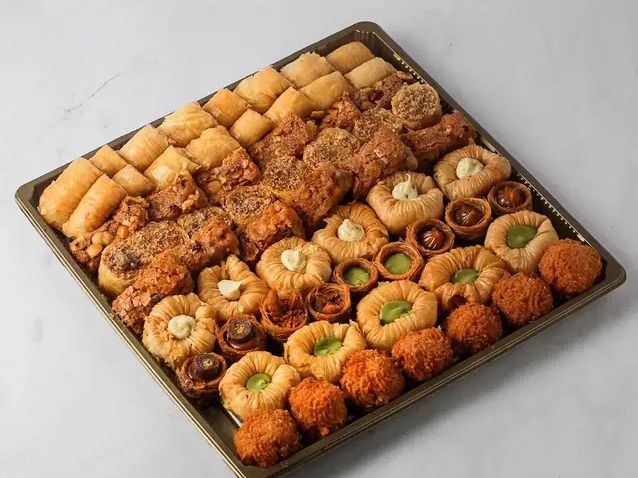 Square Oriental Mixed Dish
