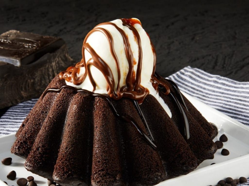 Chocolate Molten Cake With Nutella And Ice Cream