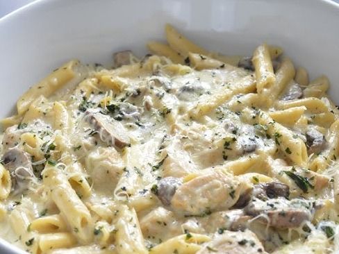 Mushroom Alfredo Pasta Vegan