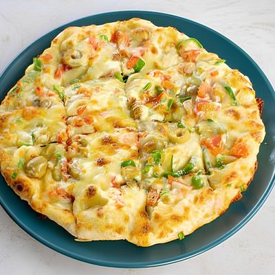 Mix Cheese Oriental Pizza