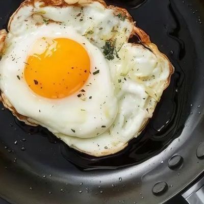 Eggs With Vegetables Box