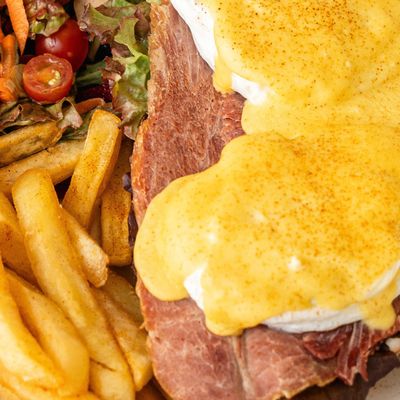 Benedict Beef Bacon