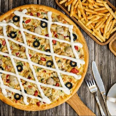 Chicken Ranch Pizza (Vegan)
