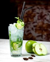 Red Apple Mojito