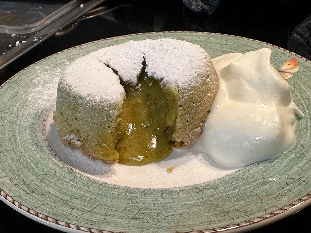 Pistachio Molten Cake