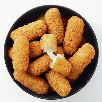 أصابع الجبنة الموزاريلا
