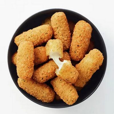 Mozzarella Stick 1