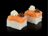 Salmon Oshi