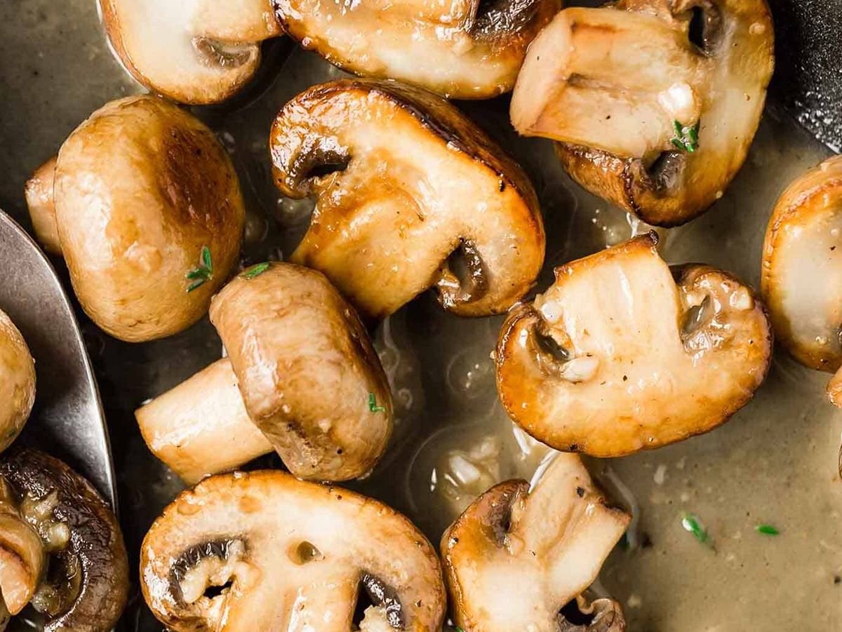 Mushroom Pieces with brown sauce