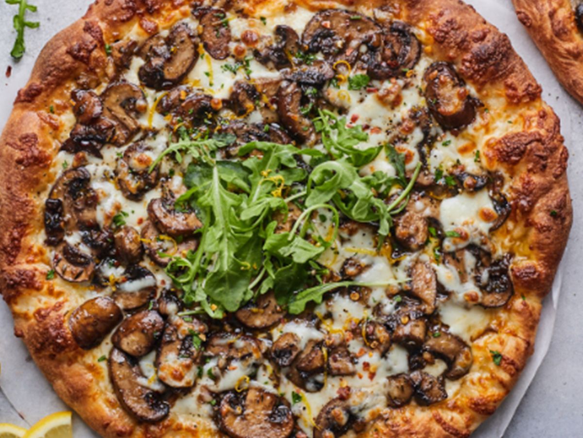 Mushroom pizza