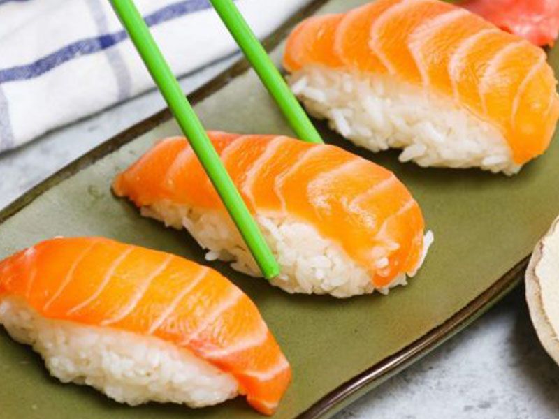 Nigiri Salmon