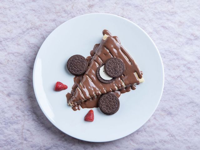 Chocolate And Oreo Crepe