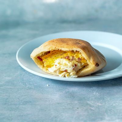 Mashed on omelette sandwich