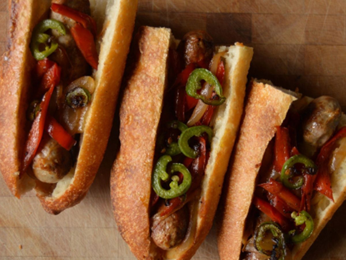 Oriental sausage sandwich