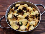 Oriental Sausage With Cheese Pan