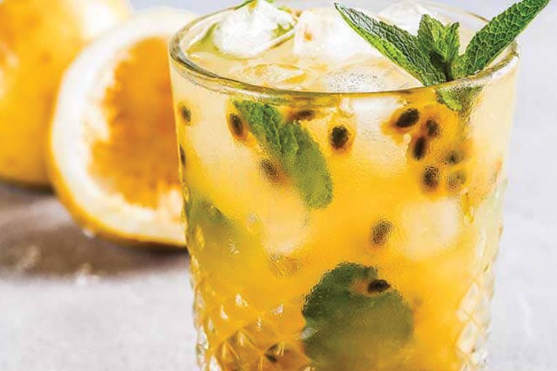 Passion fruit mojito