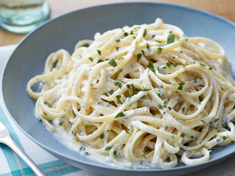 Alfredo Linguine Pasta