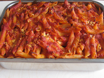 Oriental Sausage Pasta With Red Sauce