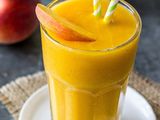 Peach And Mango Smoothie