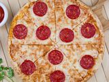 Pepperoni pizza
