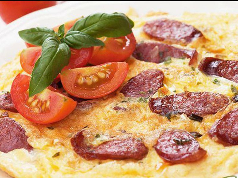 Pepperoni Cheese Omelette 321 Cal