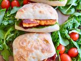 Pesto Halloumi Cheese With Tomato Jam Sandwich
