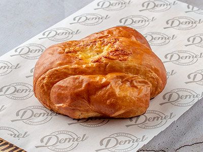 Philadelphia Cheese Croissant