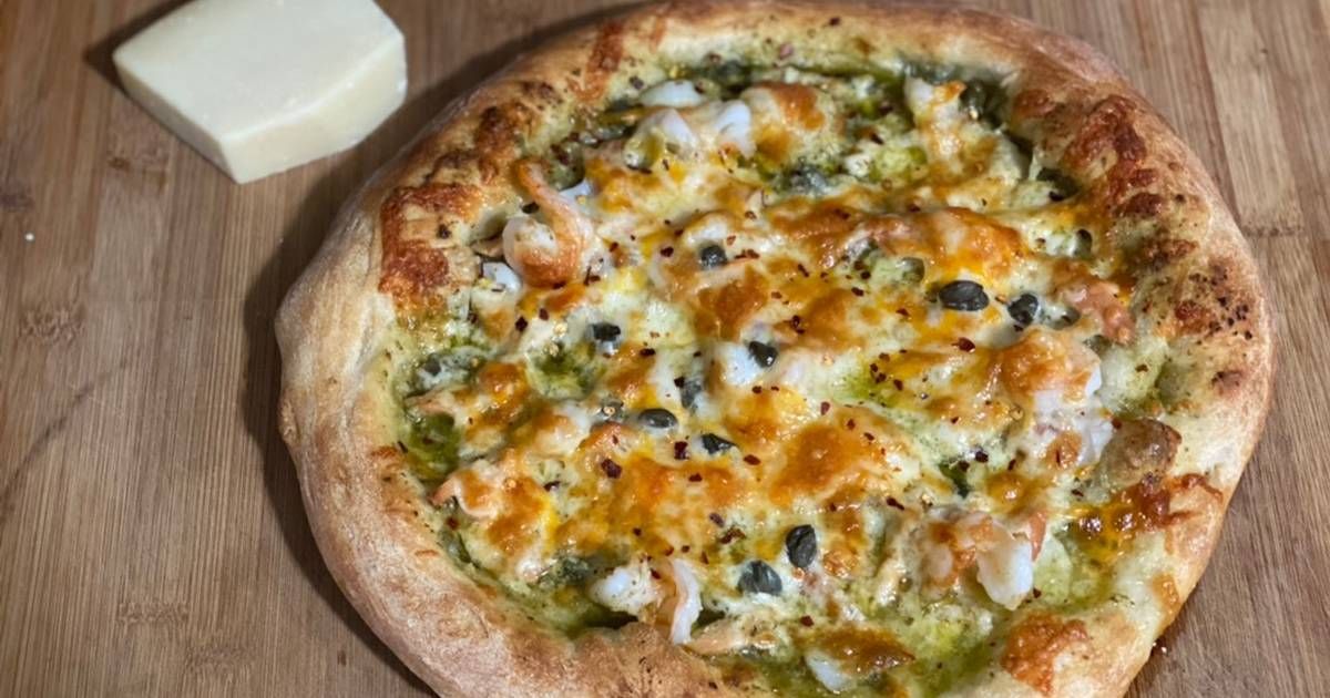 Seafood Pizza