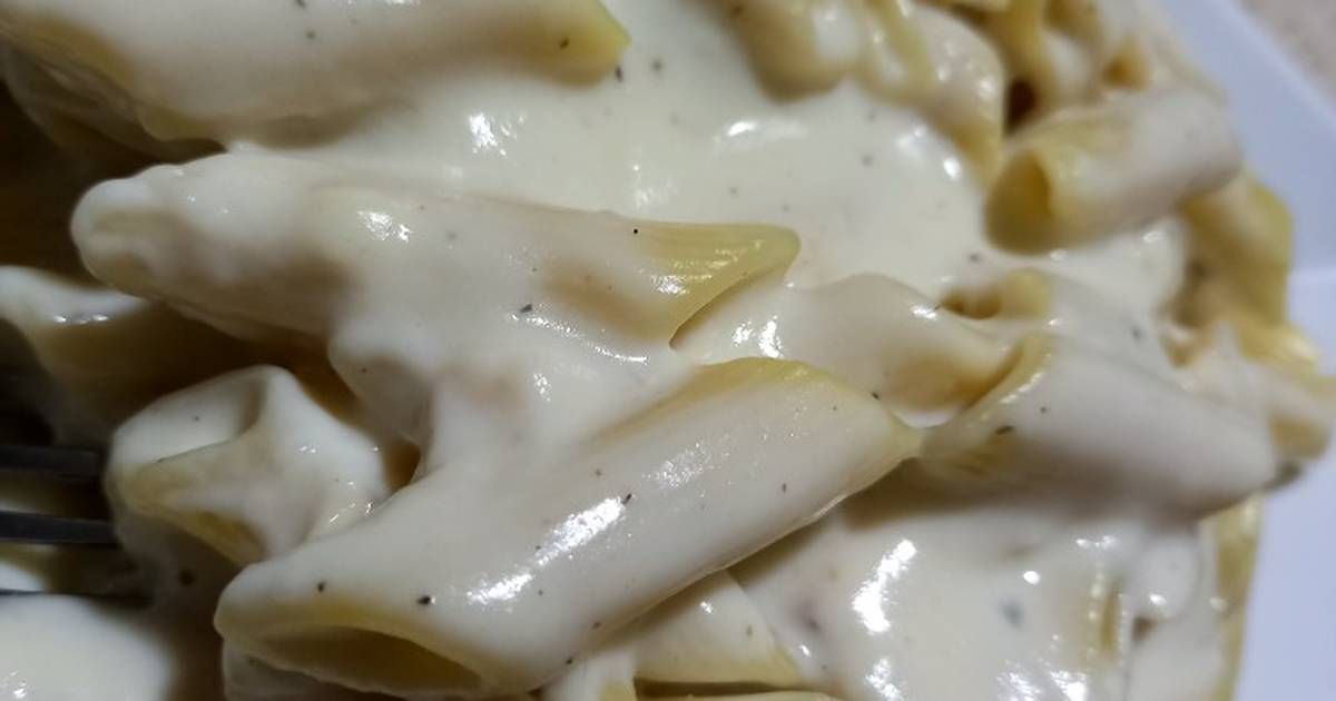 White Sauce Pasta With Chicken Pane
