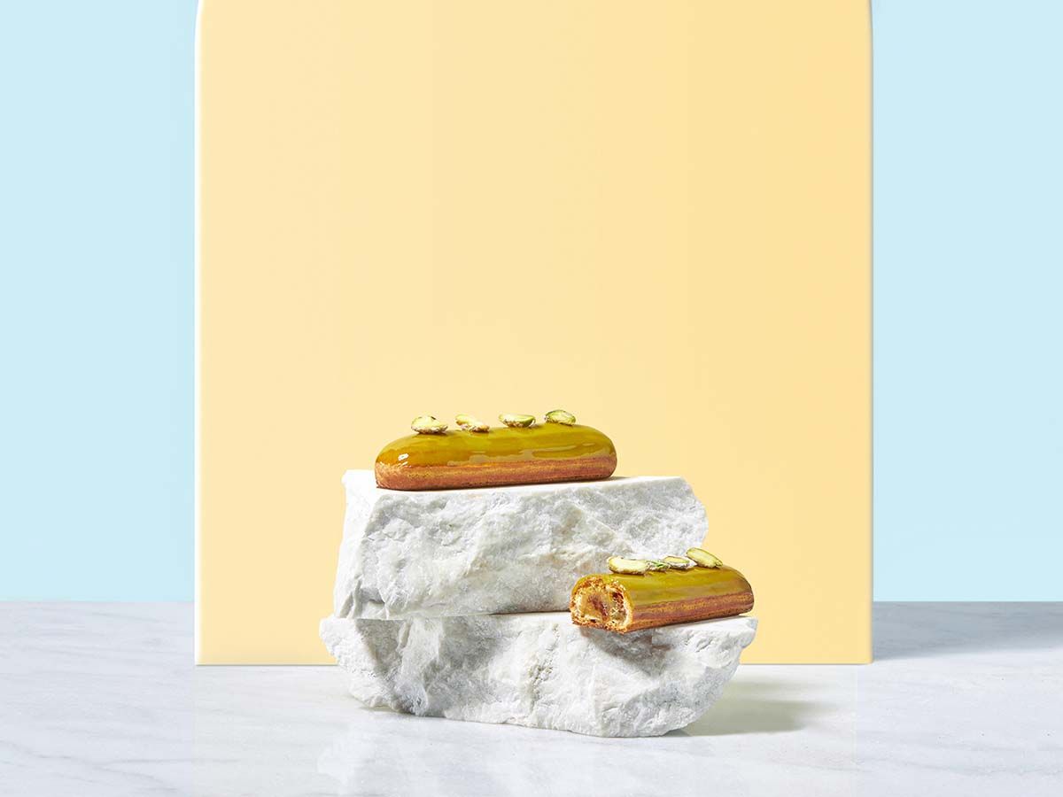Pistachio Eclair