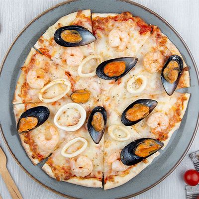 Seafood Pizza