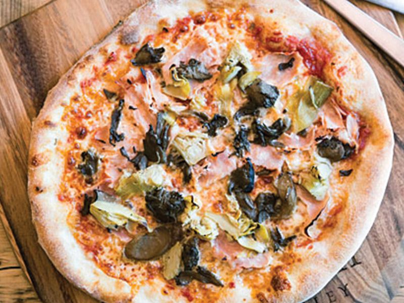 Capricciosa Pizza