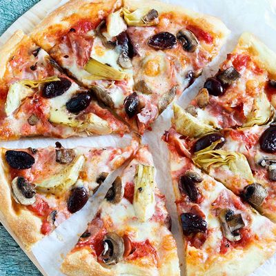 Capricciosa Pizza