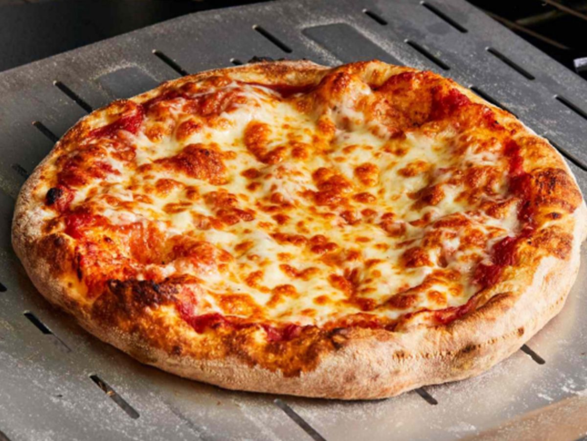 Mix cheese Pizza