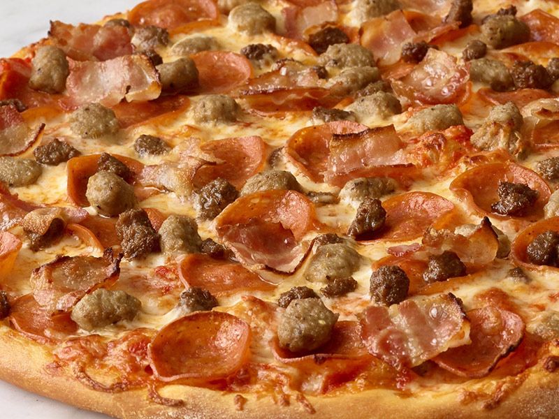 Meat Cocktail Oriental Pizza
