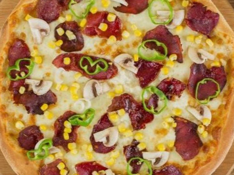 Pastrami Pizza