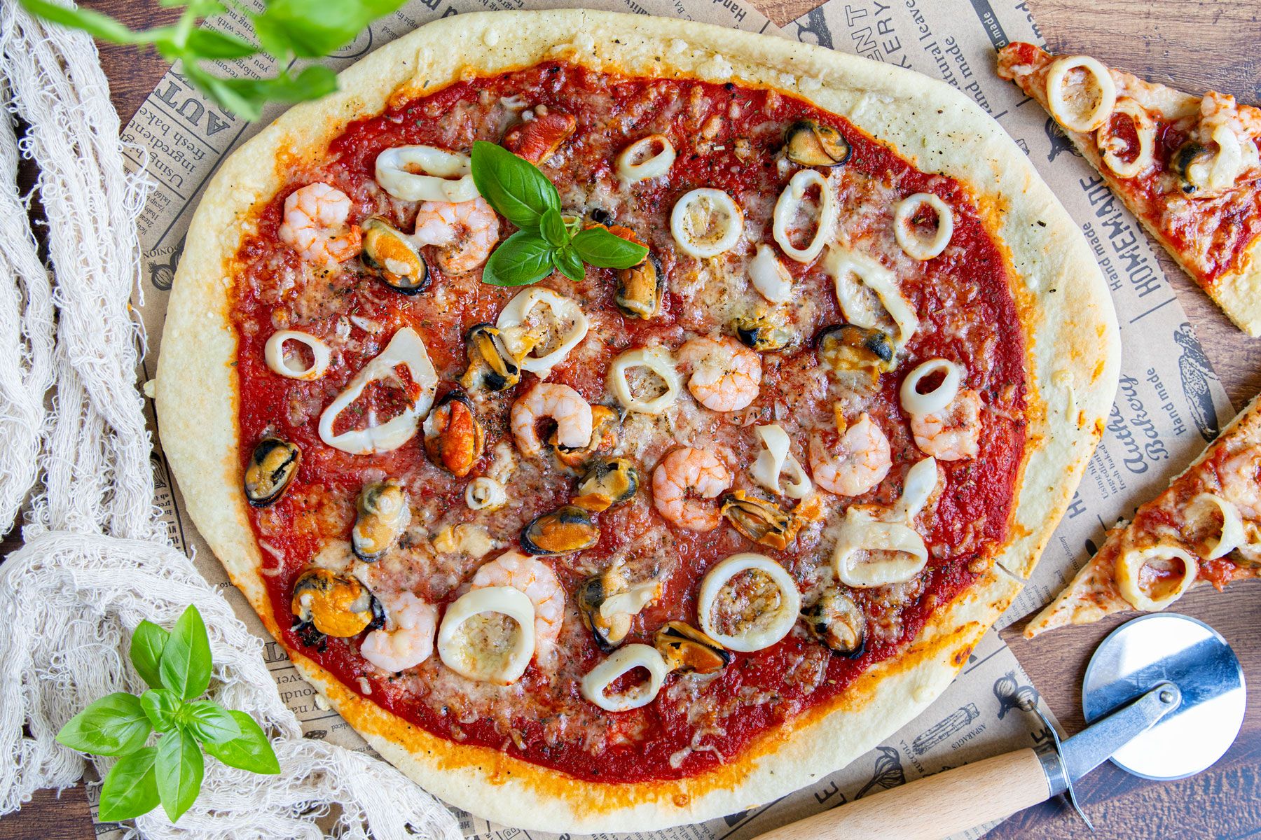 Fruity De Mare Pizza