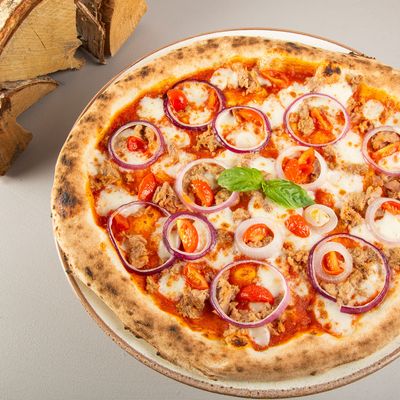 Tuna Pizza