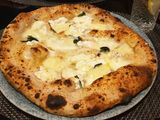 Quattro Formaggi Pizza