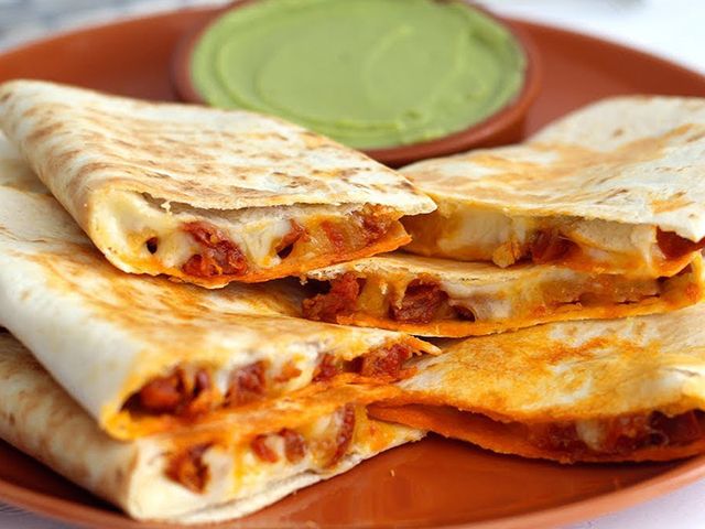 Queso Quesadillas