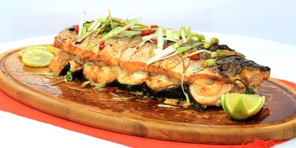 Grilled With Salmon Platter