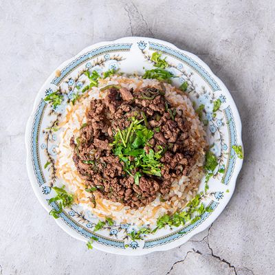 طبق أرز مع كبدة