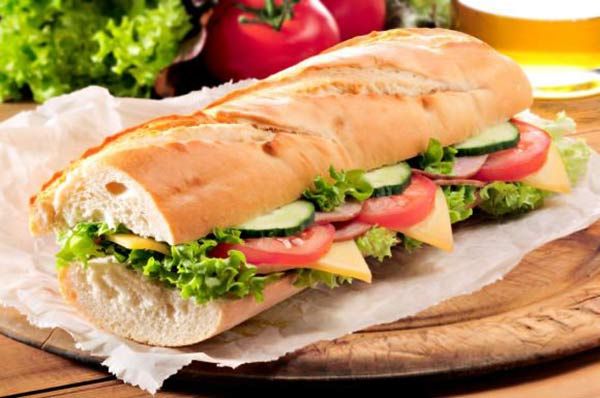 White Cheese With Tomatoes Sandwich