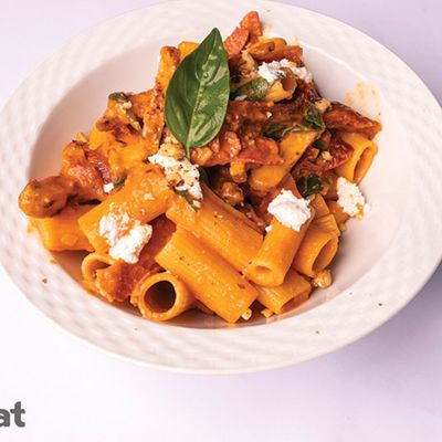 Rose Chicken Rigatoni
