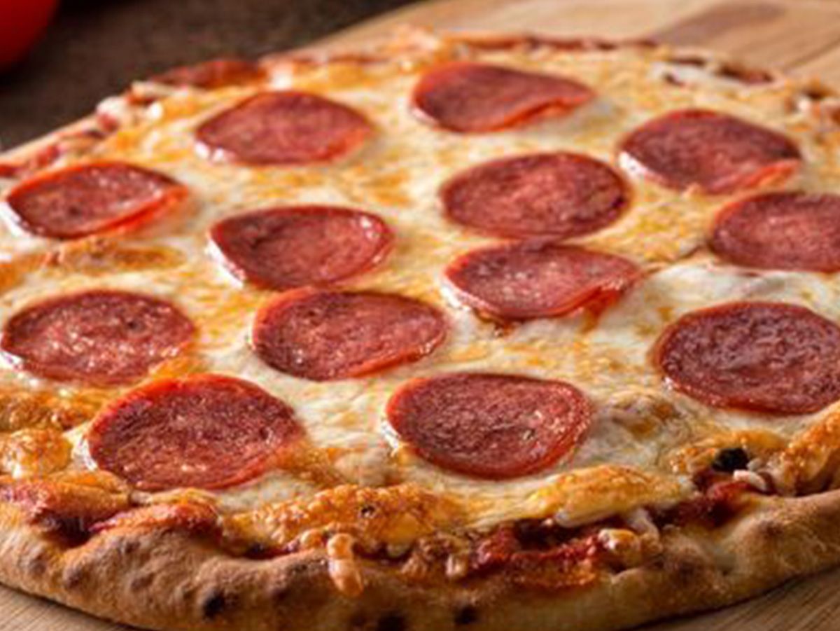 Salami Pizza